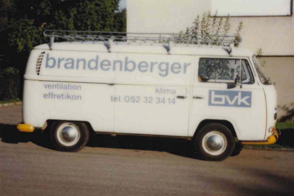Historisches Firmenfahrzeug der bvk Brandenberger AG