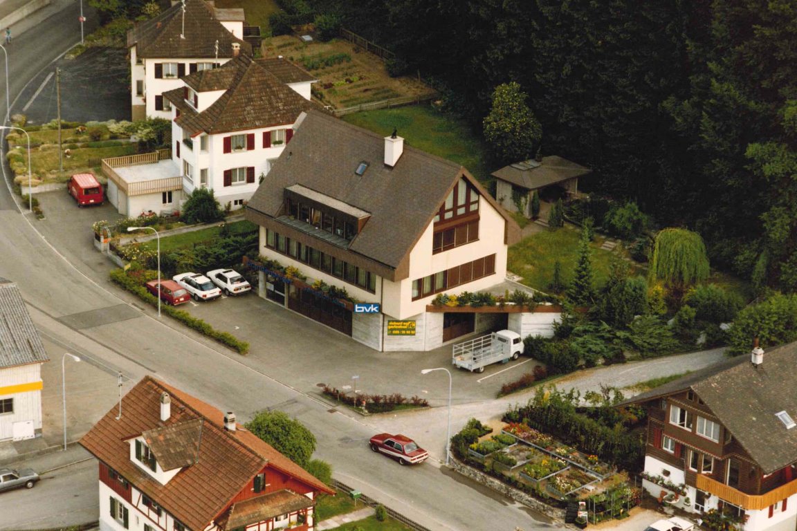 Geschäftshaus der bvk Brandenberger AG aus der Vogelperspektive